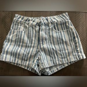 Pacsun Jean shorts sized 23